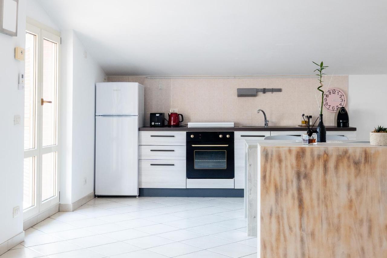 Marche Full Experience-Apartments Porto SantʼElpidio Exteriör bild